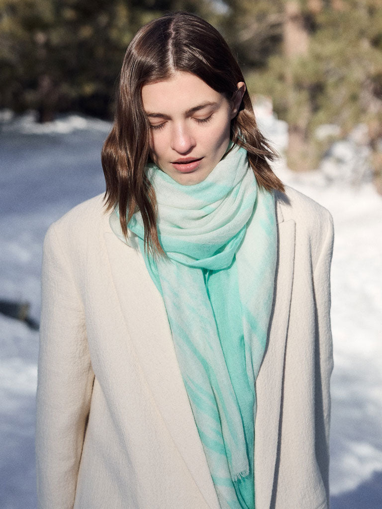 D/Luca Feather Unconditional Aqua - Fine Cashmere Scarf